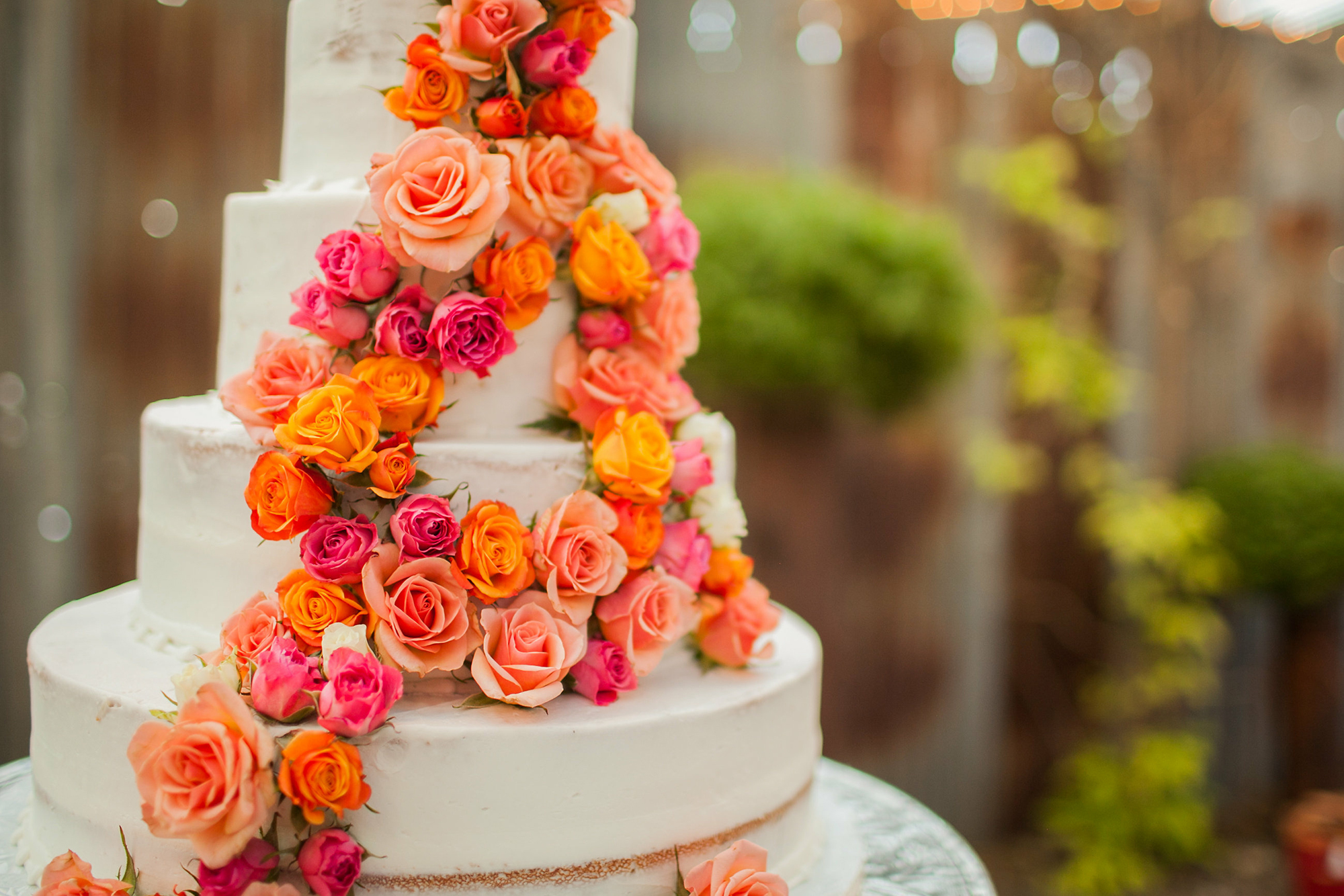 Let Them Eat Cake! Wedding Cake Trends for 2022
